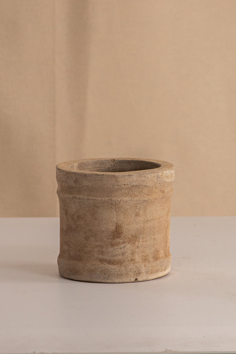 Matero Mini de Concreto con Acabado de Barro de 8cms de Diámetro