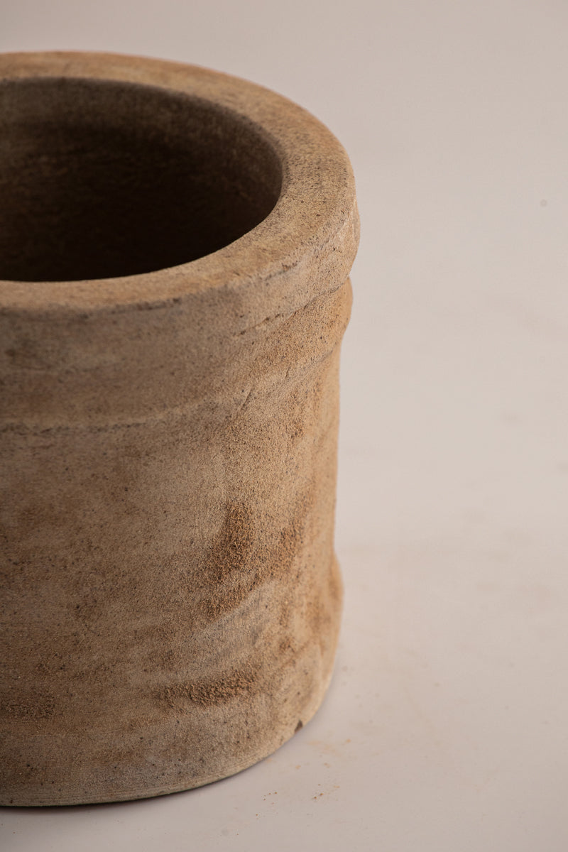 Matero Mini de Concreto con Acabado de Barro de 8cms de Diámetro
